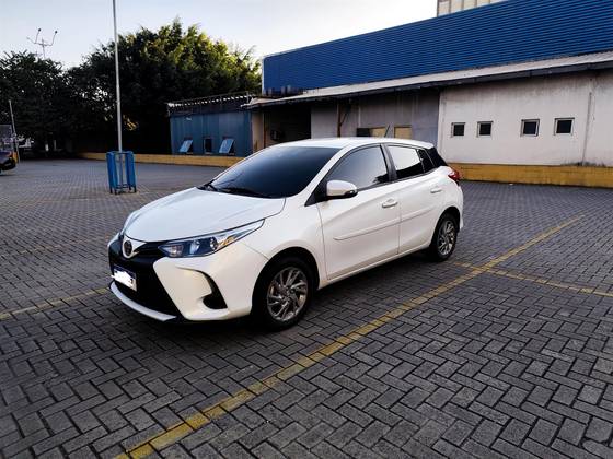TOYOTA YARIS 1.5 16V FLEX XS CONNECT MULTIDRIVE TOYOTA YARIS 1.5 16V FLEX XS CONNECT MULTIDRIVE